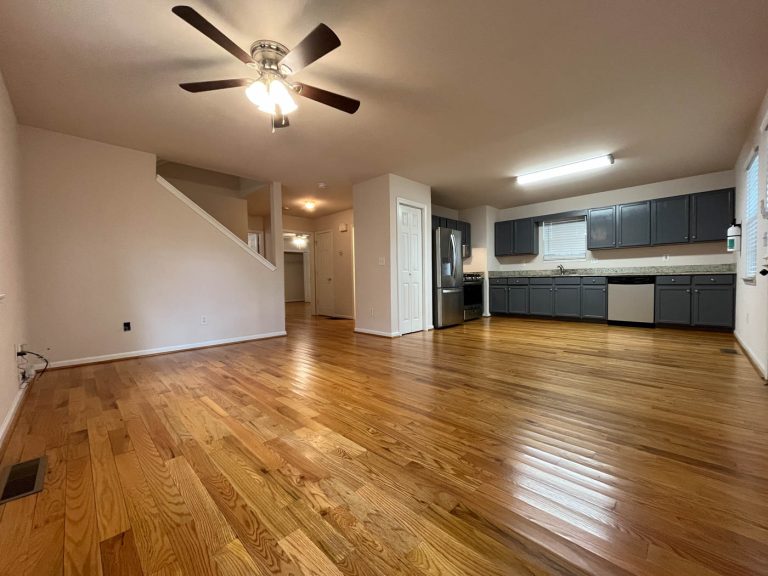 698 bryan st-22